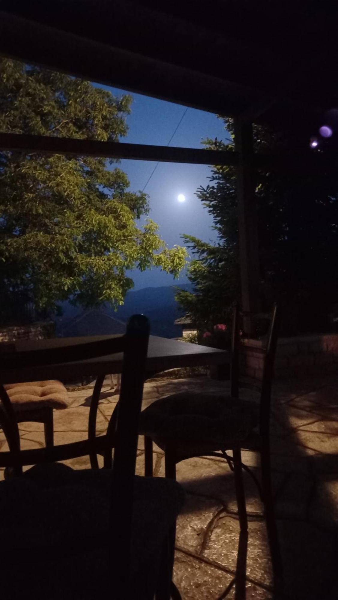 Ξενώνας Σελήνη Βίτσα Εξωτερικό φωτογραφία